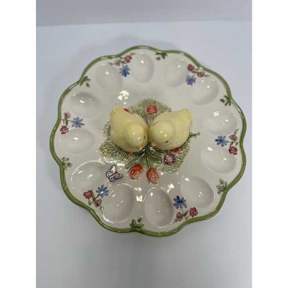 Egg Platter With 2 Baby Chics, Butterfly & Tulips.‎ Vintage 10” Diameter - Picture 2 of 16